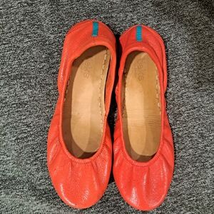 Tieks flats